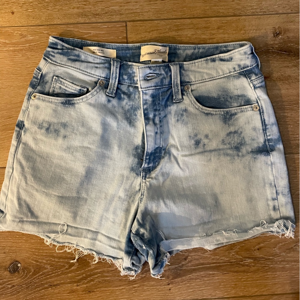 Universal Threads Acid wash jean shorts